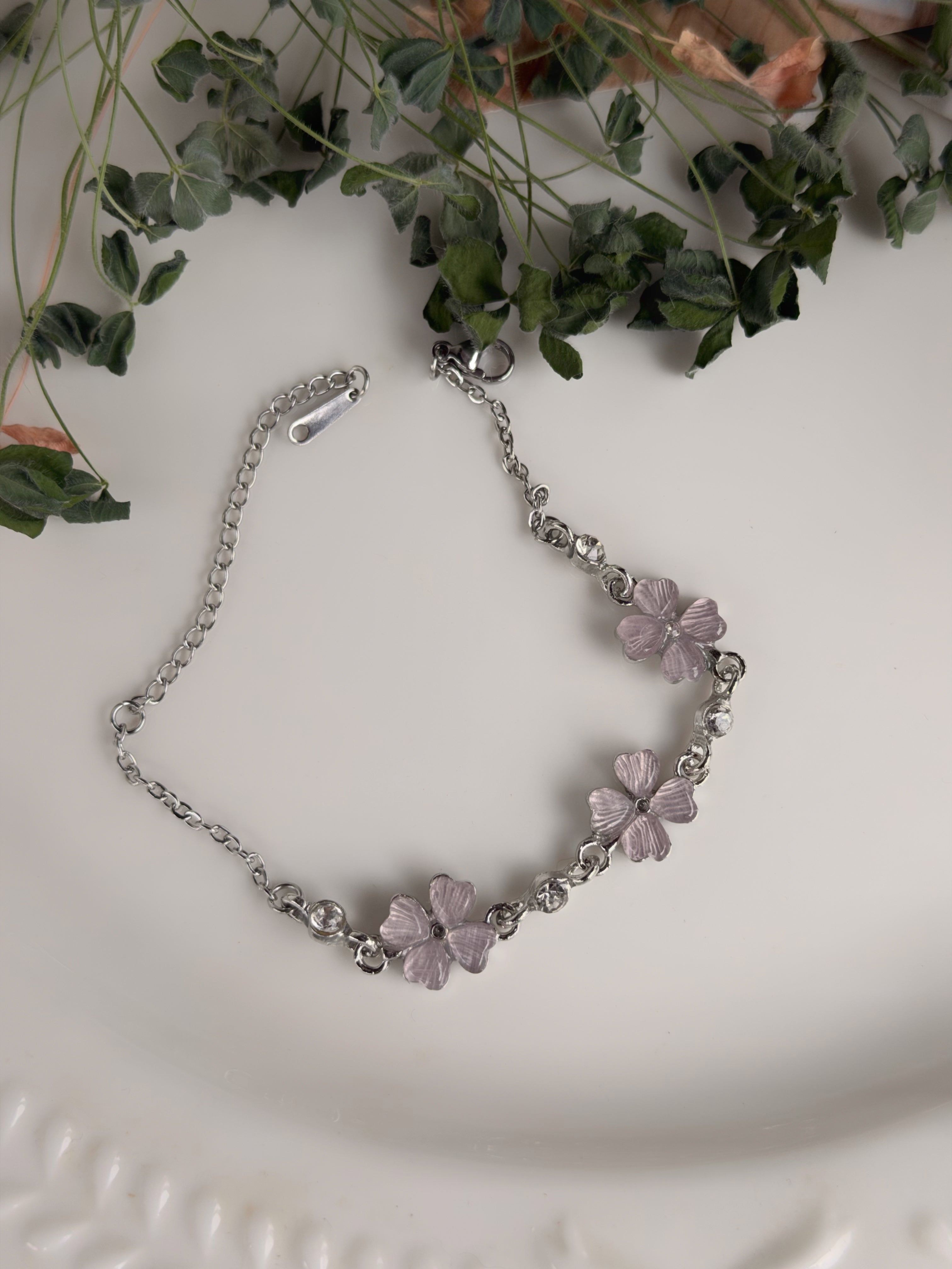 Vintage Mor Yonca Tasarım Çelik Bileklik