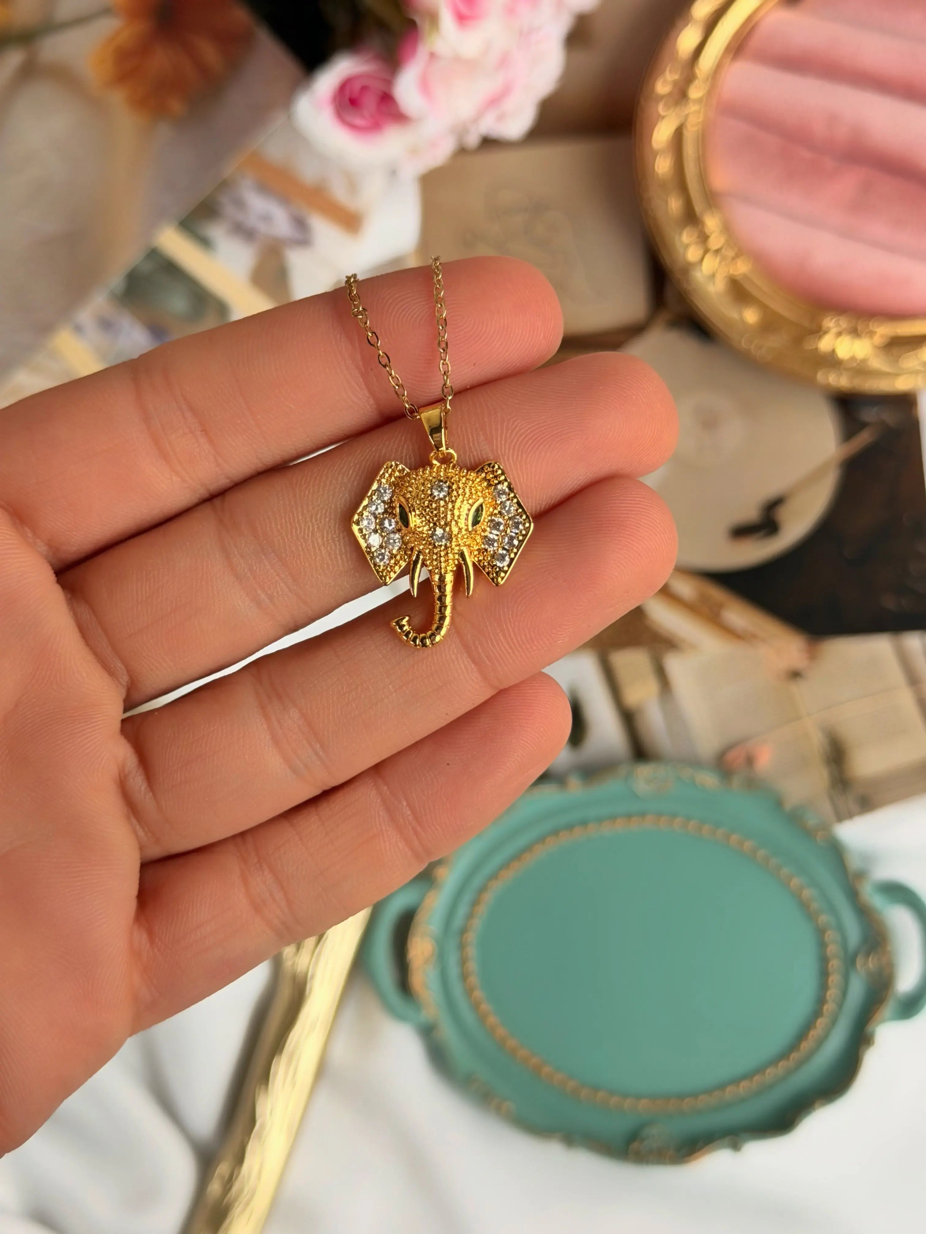 Fil Figürlü Gold Tasarım Kolye Vintage Aksesuar