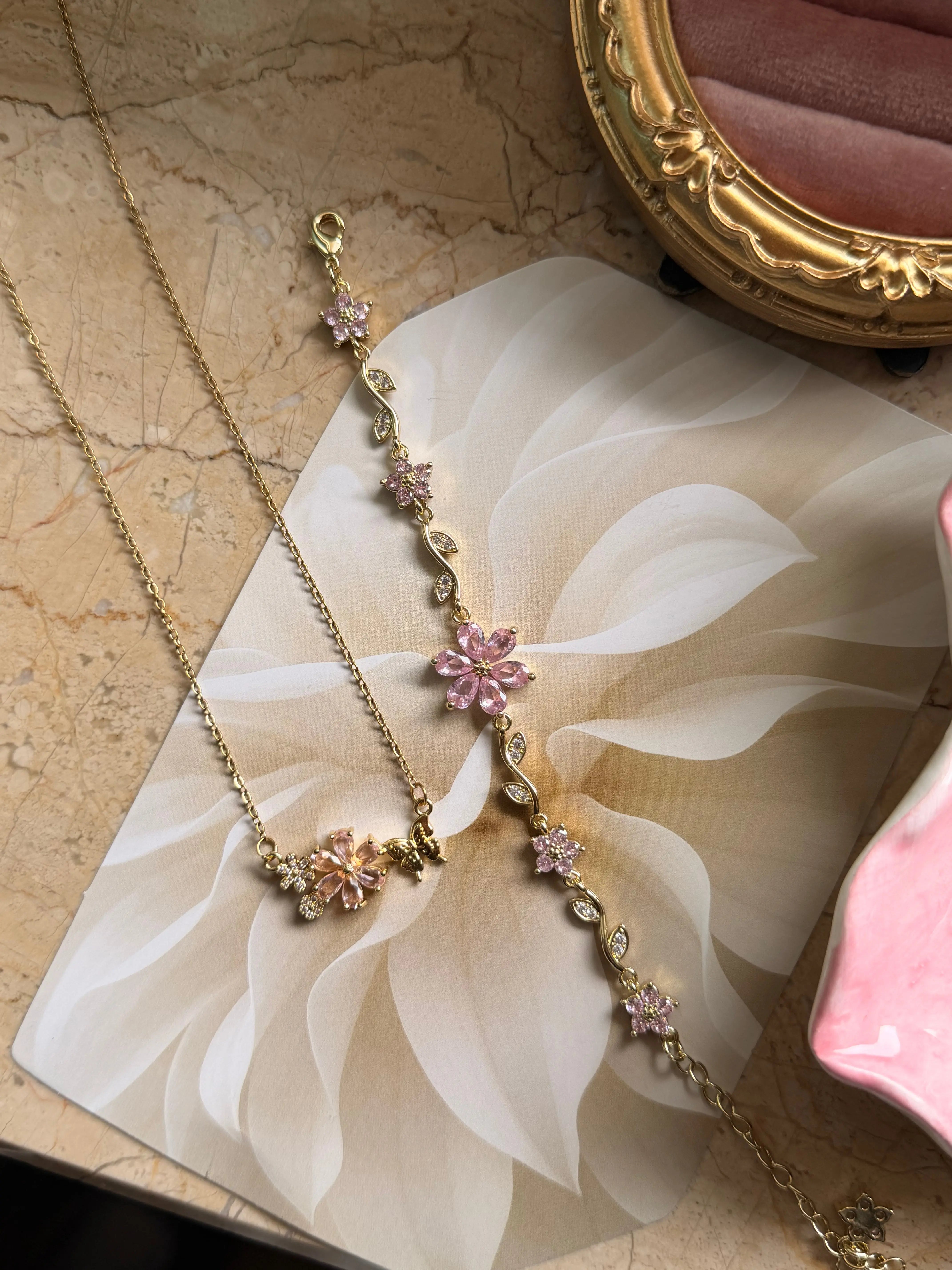 Pembe Çiçek Set Vintage Aksesuar