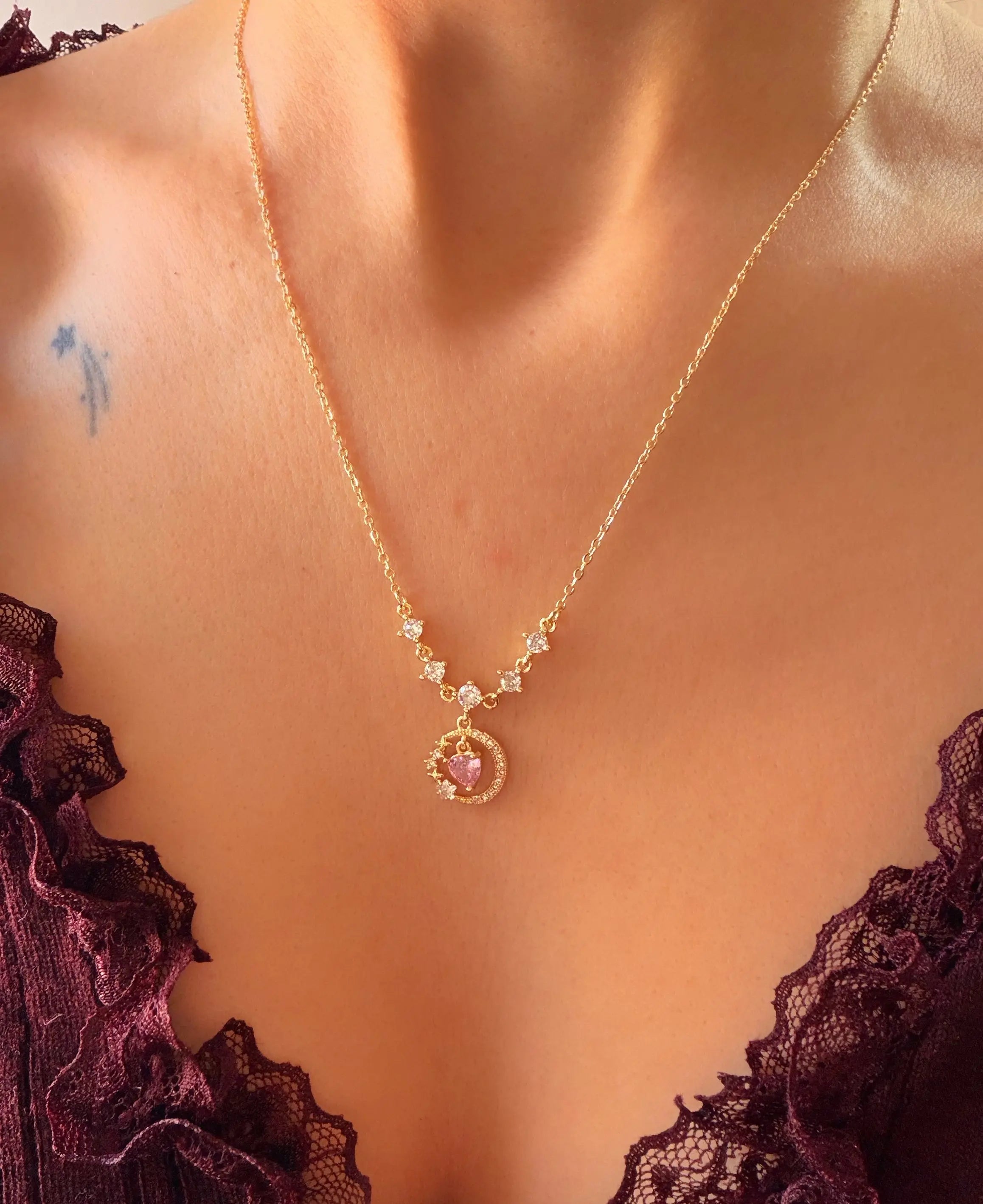 Pembe Kalp Taşlı Ay Detaylı Çelik Kolye Vintage Aksesuar