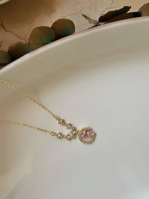 Pembe Kalp Taşlı Ay Detaylı Çelik Kolye Vintage Aksesuar