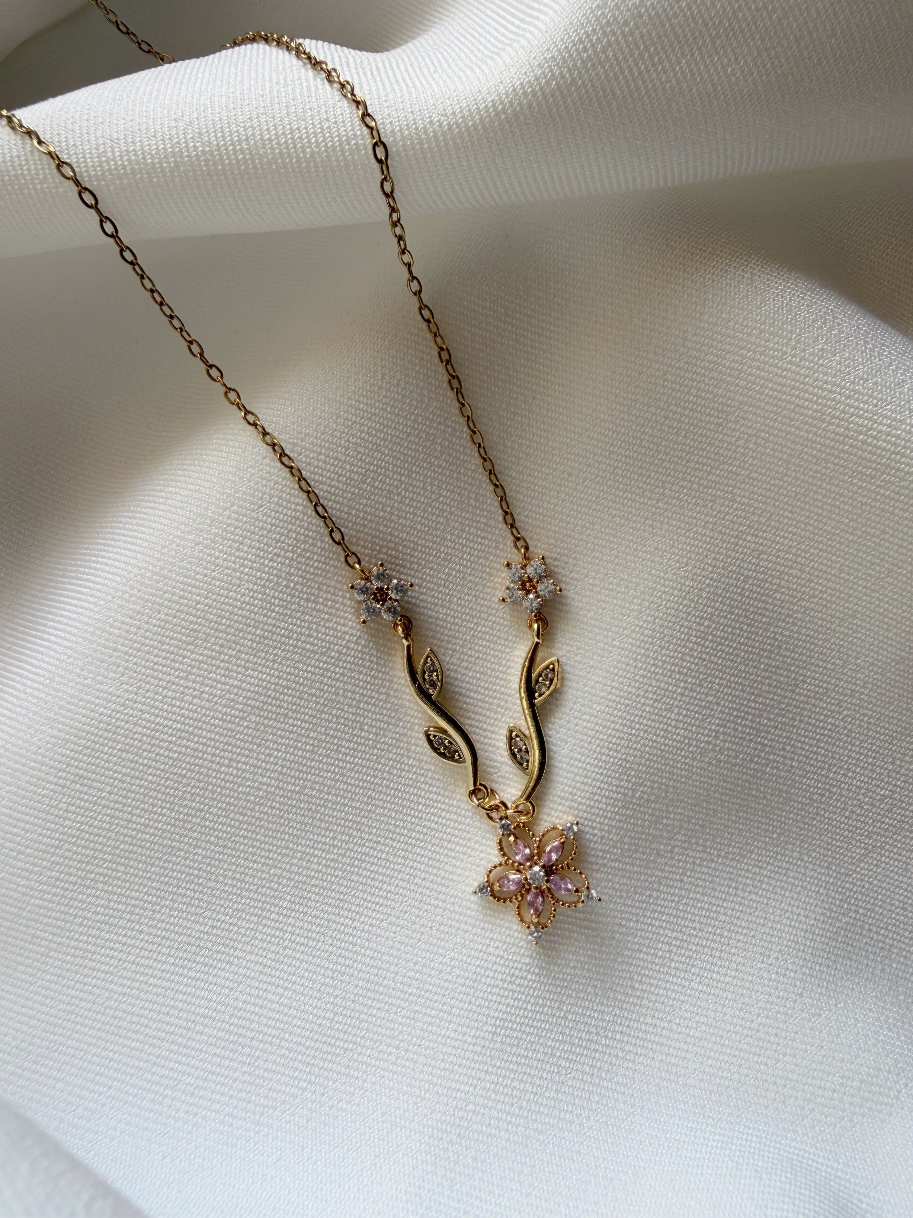 Vintage Sakura Çiçeği Tasarımlı Pembe Taşlı Kadın Bileklik Vintage Aksesuar