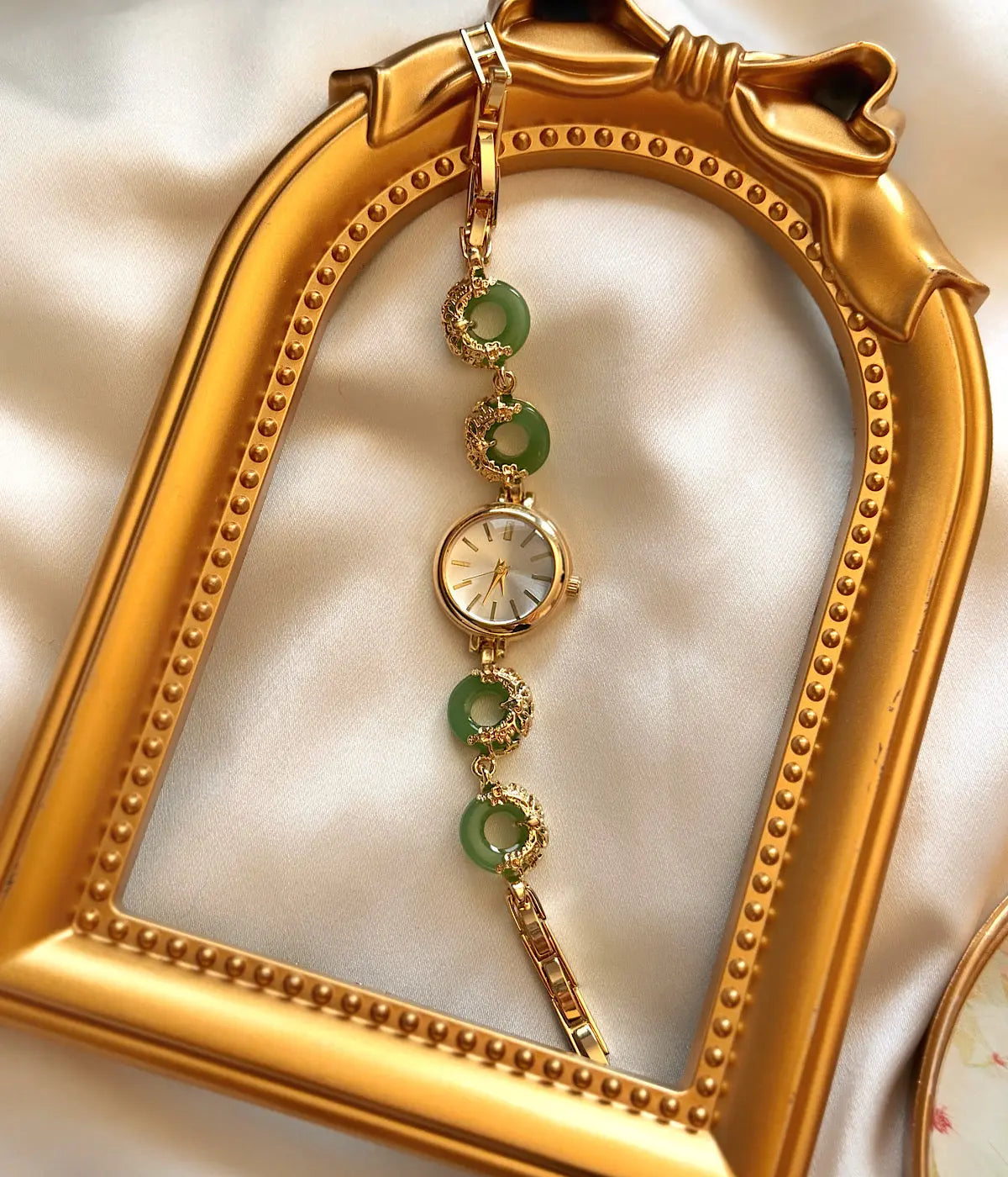 Vintage Yeşil Halka Detaylı Gold Bileklik Saat Vintage Aksesuar
