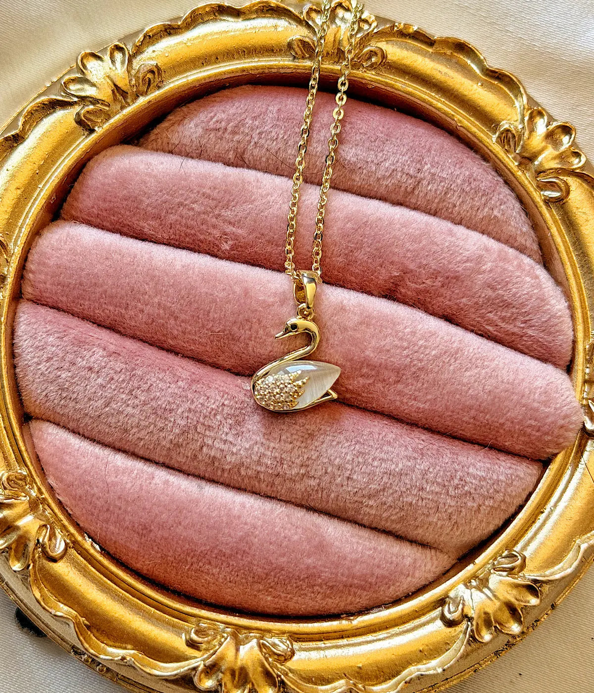 Vintage Zirkon Taşlı Kuğu Gold Kadın Kolye Vintage Aksesuar