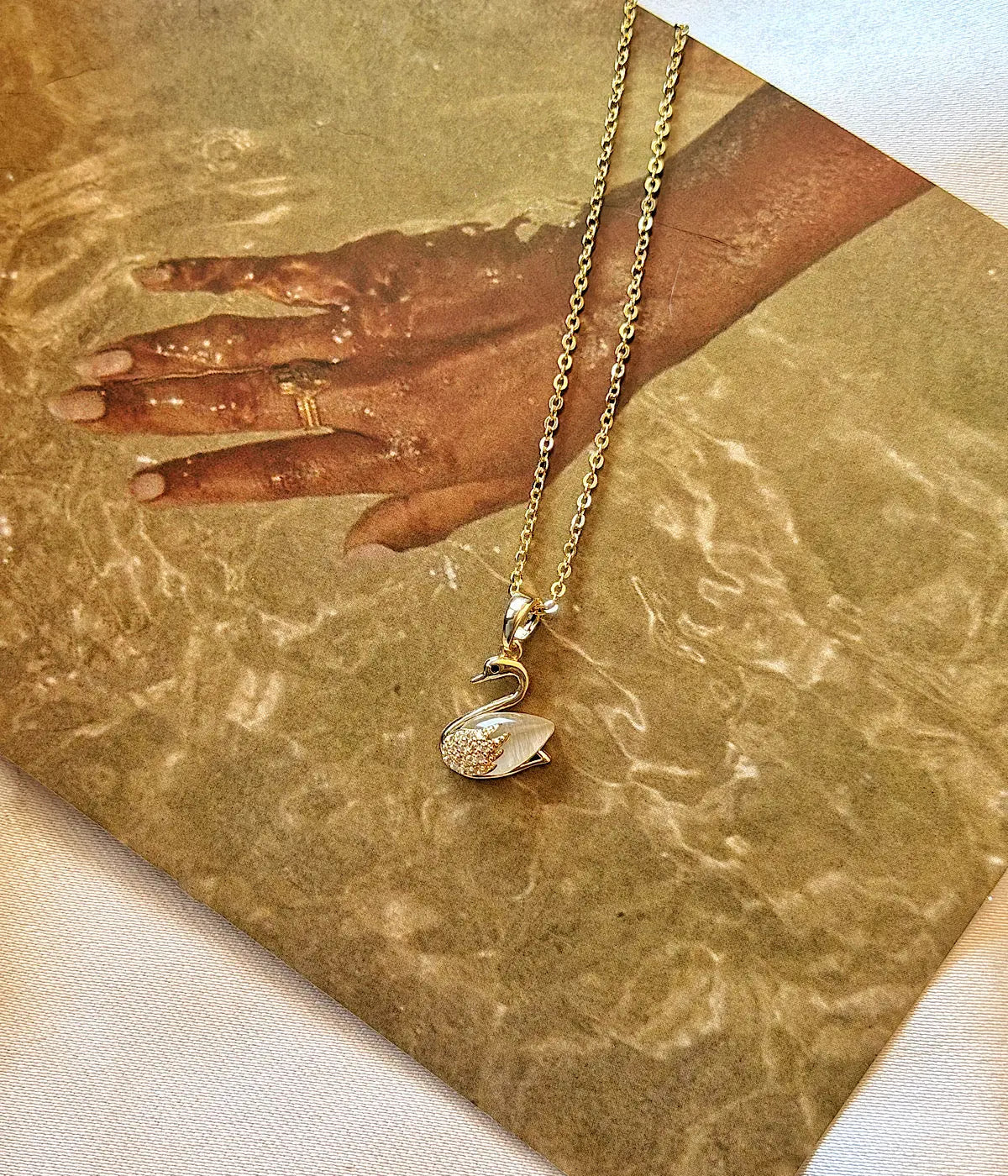 Vintage Zirkon Taşlı Kuğu Gold Kadın Kolye Vintage Aksesuar