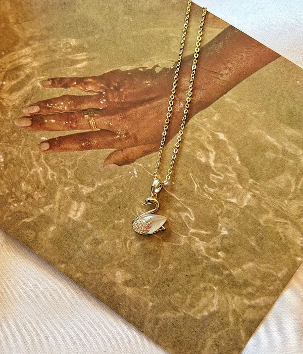 Vintage Zirkon Taşlı Kuğu Gold Kadın Kolye Vintage Aksesuar