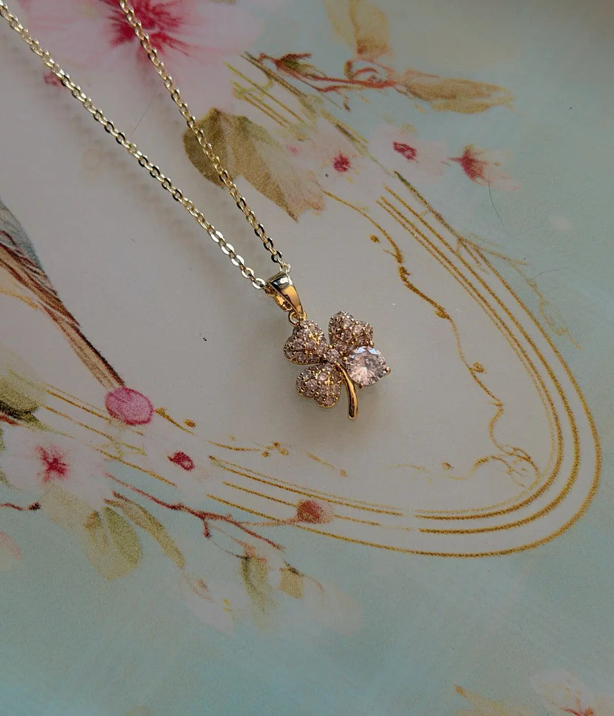 Vintage Zirkon Taşlı Yonca Gold Kolye Vintage Aksesuar
