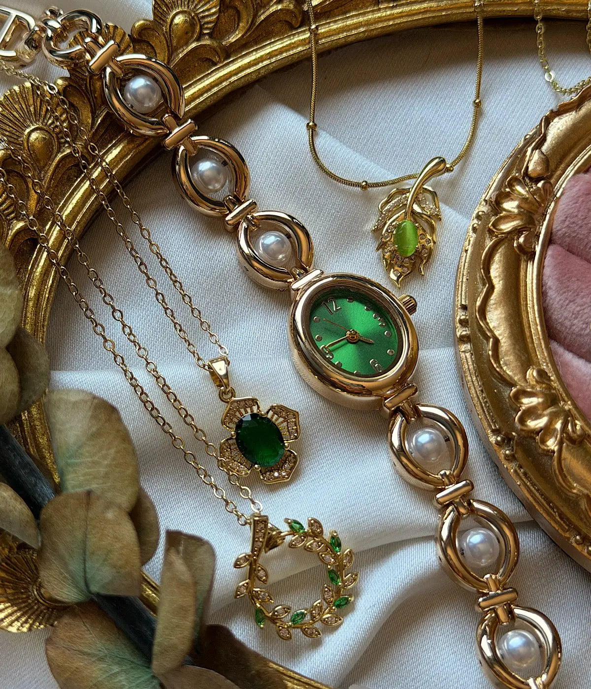 Vintage Zümrüt Yeşili Gold Takı Kombini Vintage Aksesuar