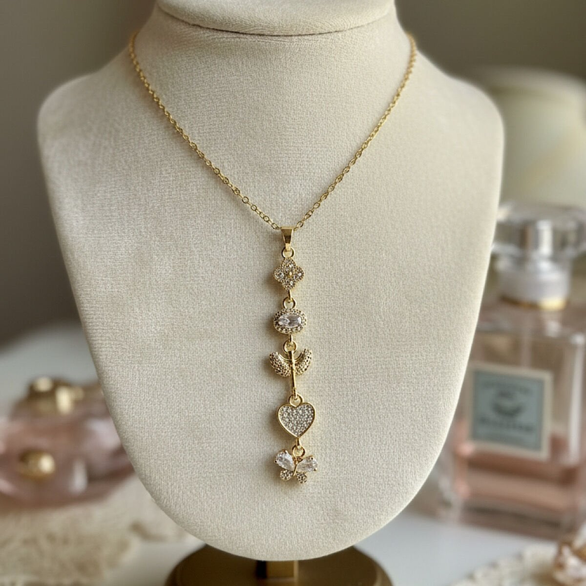 Anka Kuşu Kalp ve Kelebek Detaylı Çelik Kolye