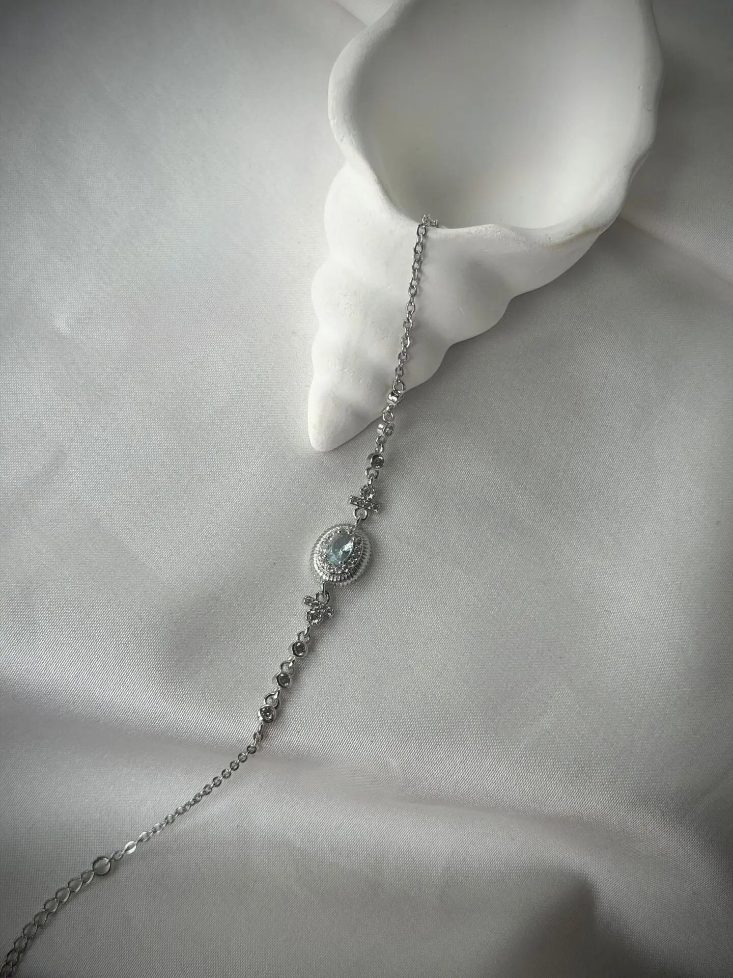 Aqua Dream Oval Mavi Taşlı Vintage Gümüş Bileklik Vintage Aksesuar