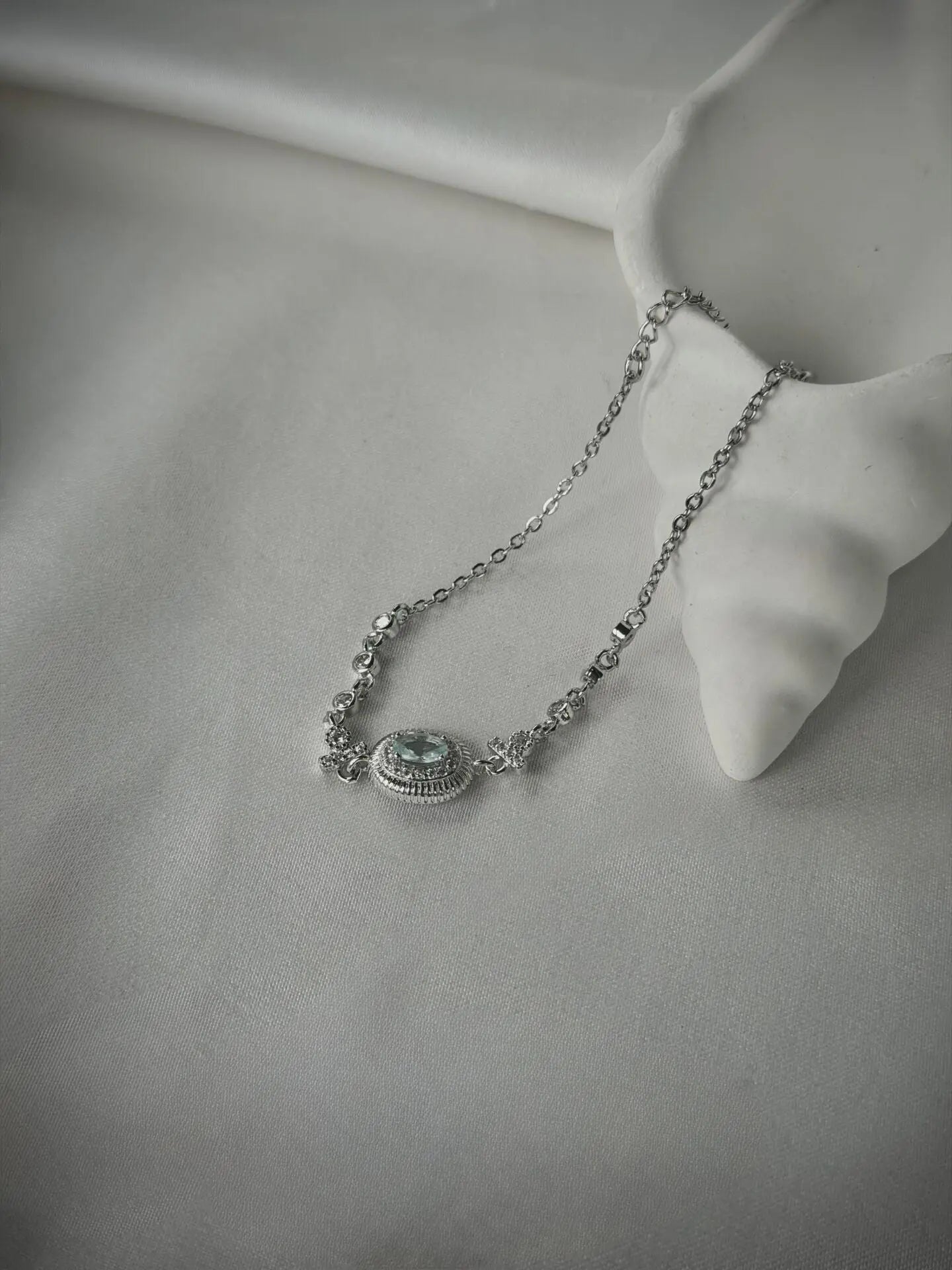 Aqua Dream Oval Mavi Taşlı Vintage Gümüş Bileklik Vintage Aksesuar