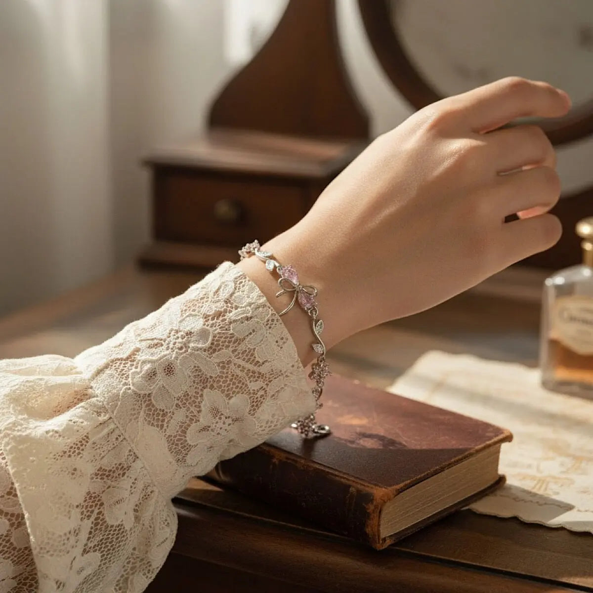 Çiçek Detaylı Kurdele Vintage Bileklikler Vintage Aksesuar