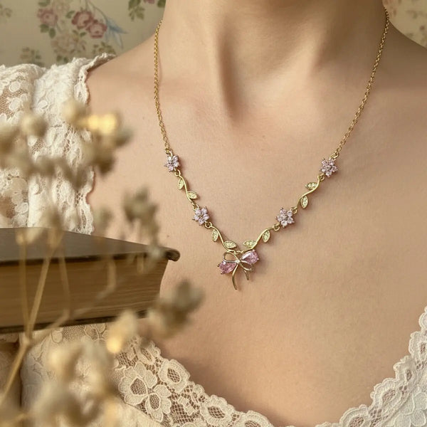 Çiçek Detaylı Kurdele Vintage Kolyeler Vintage Aksesuar