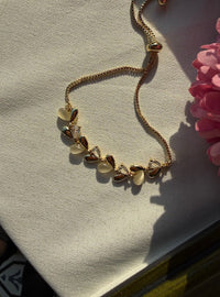 Minimal Yaprak Detaylı Zirkon Taşlı Asansör Bileklik