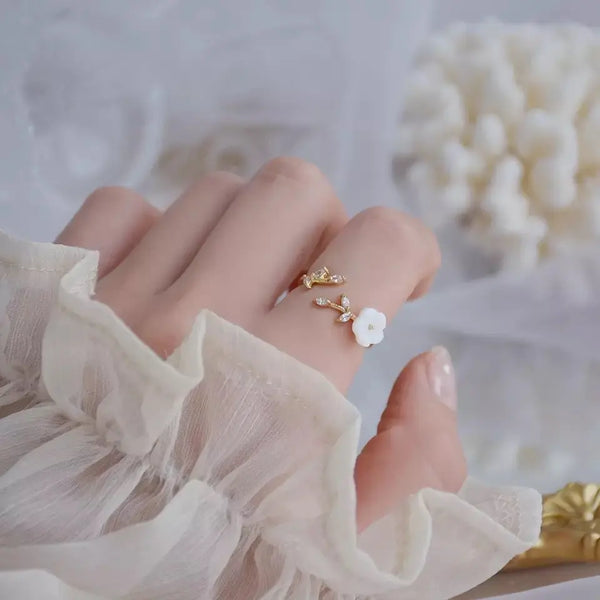 Flower Taşlı Vintage Yüzük
