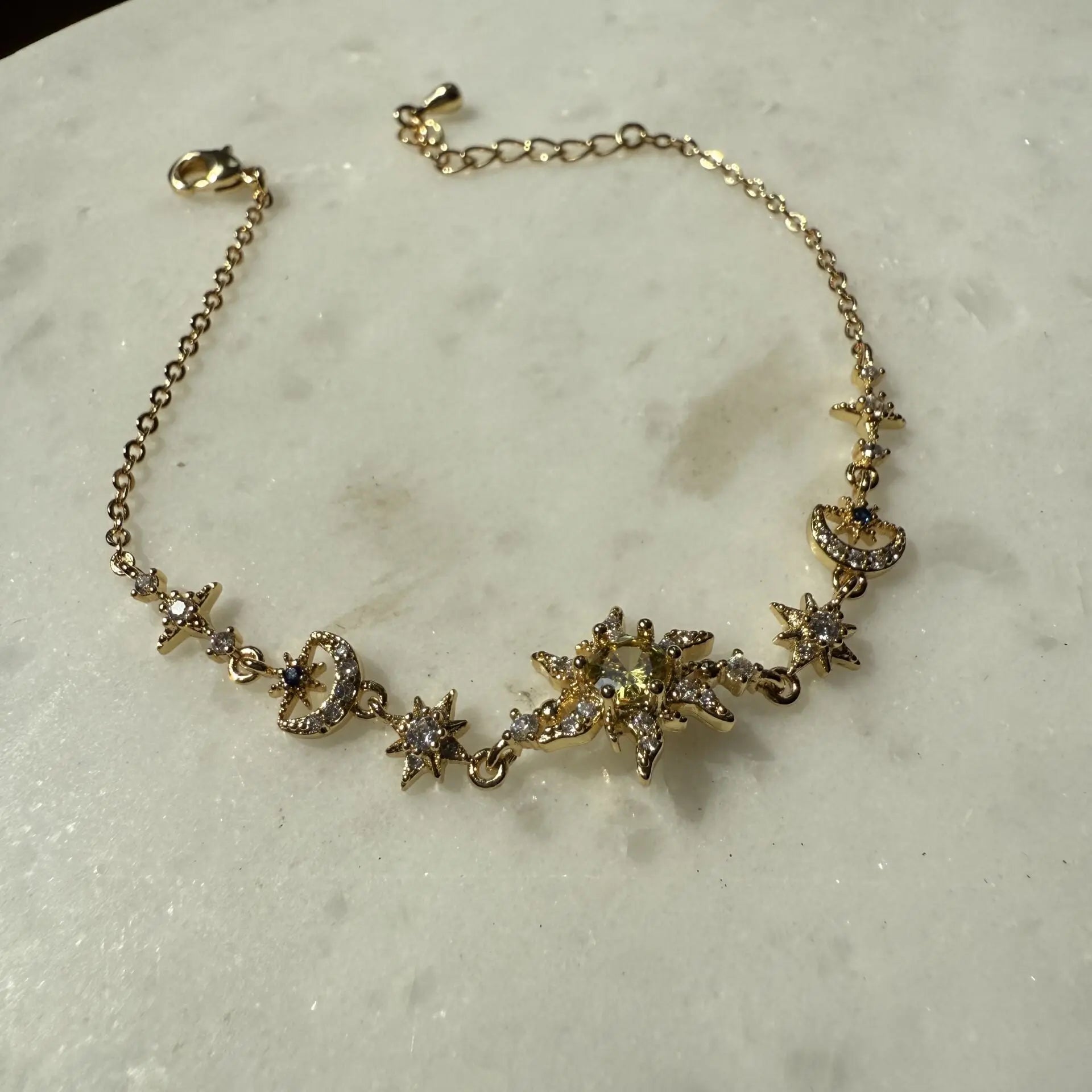 Ay ve Güneş  Figürlü Gold Tasarım Bileklik Vintage Aksesuar