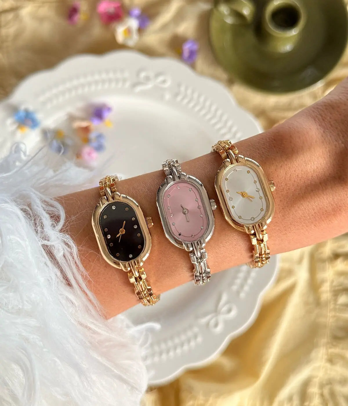 Oval Kadran Taş Detaylı Vintage Saat Vintage Aksesuar