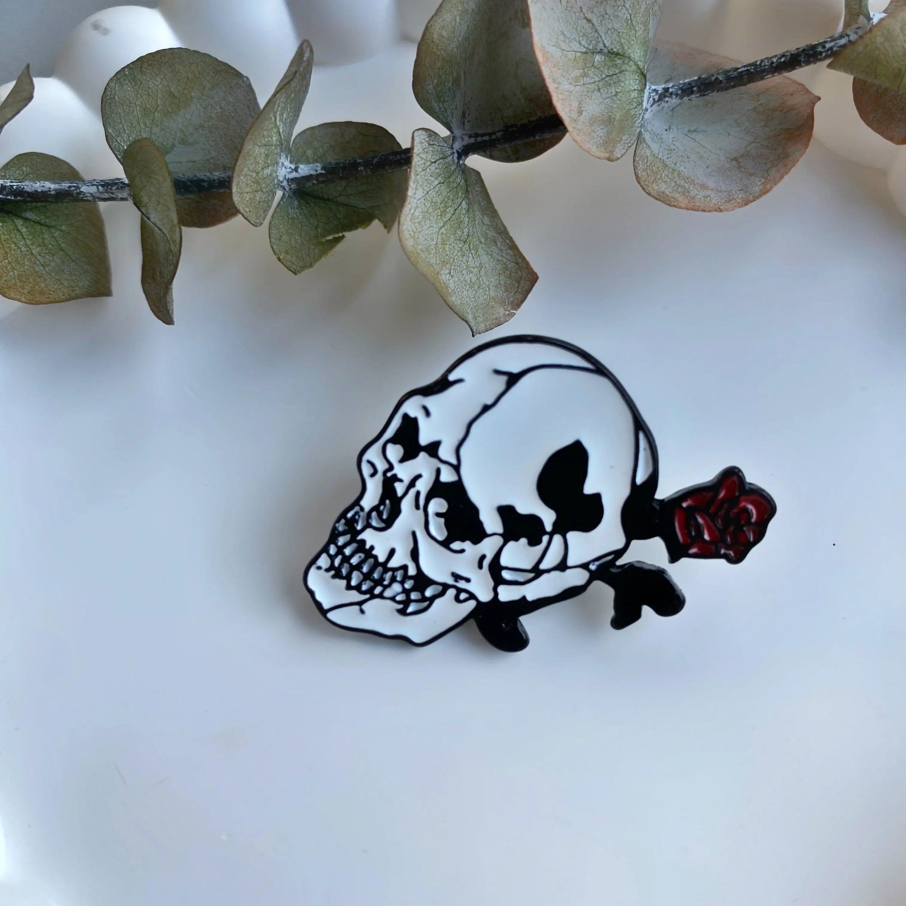 Kuru Kafa Tasarım Pin