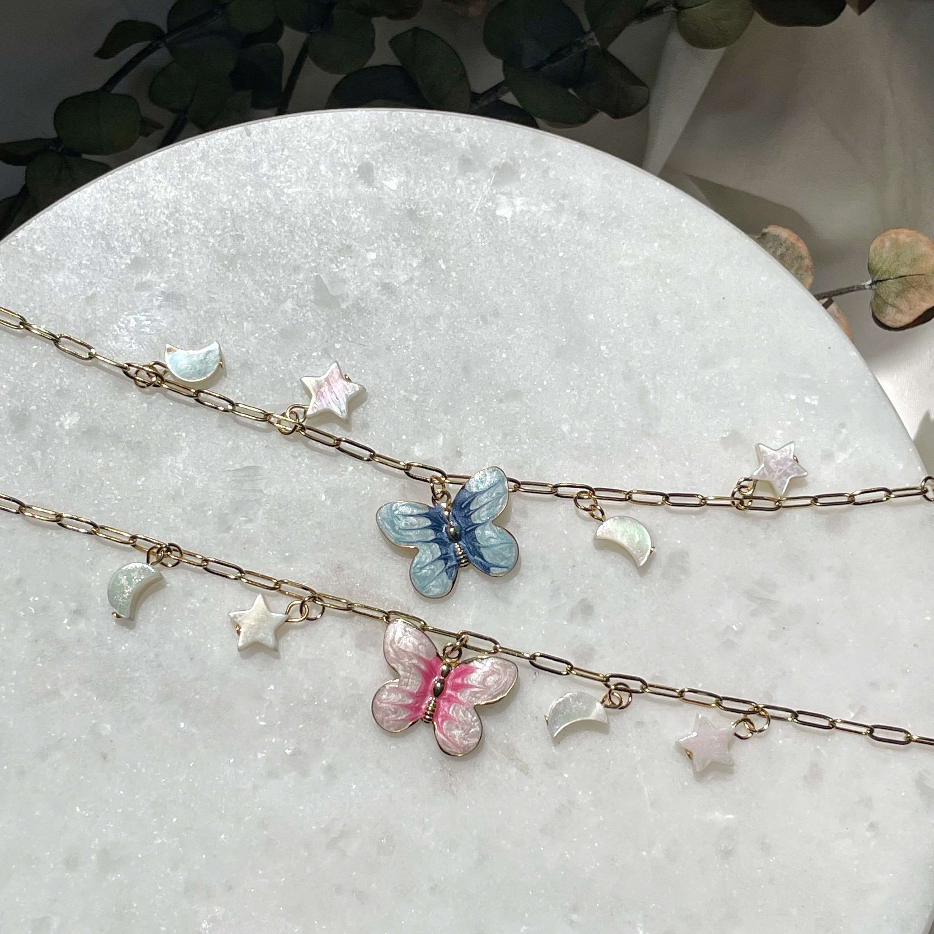 Ay ve Yıldız Figürlü Kelebek Çelik Bileklikler