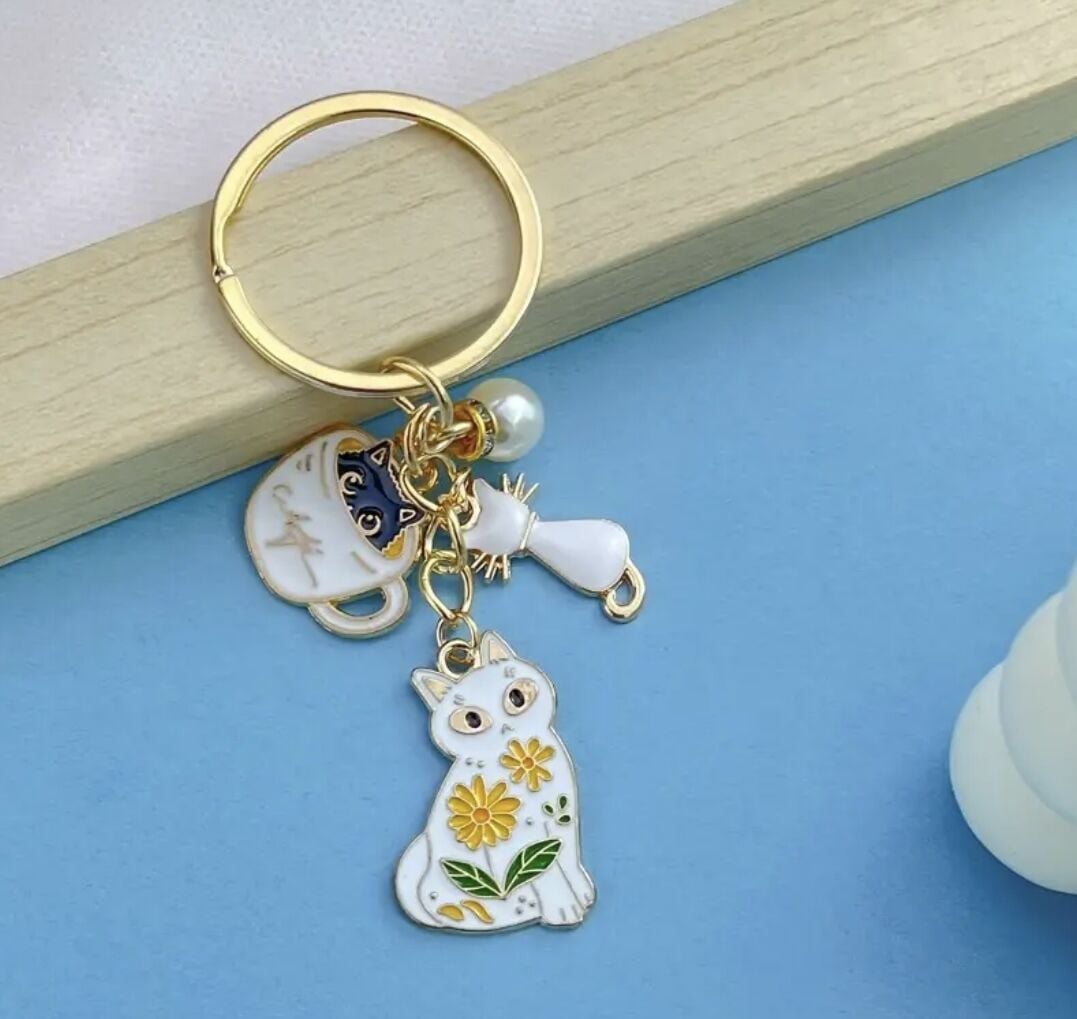 Sevimli Kedi Tasarım Anahtarlık