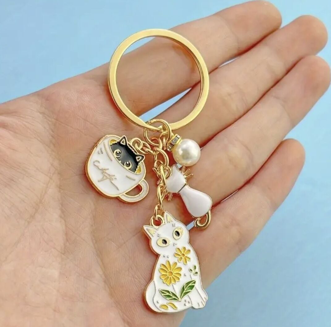 Sevimli Kedi Tasarım Anahtarlık