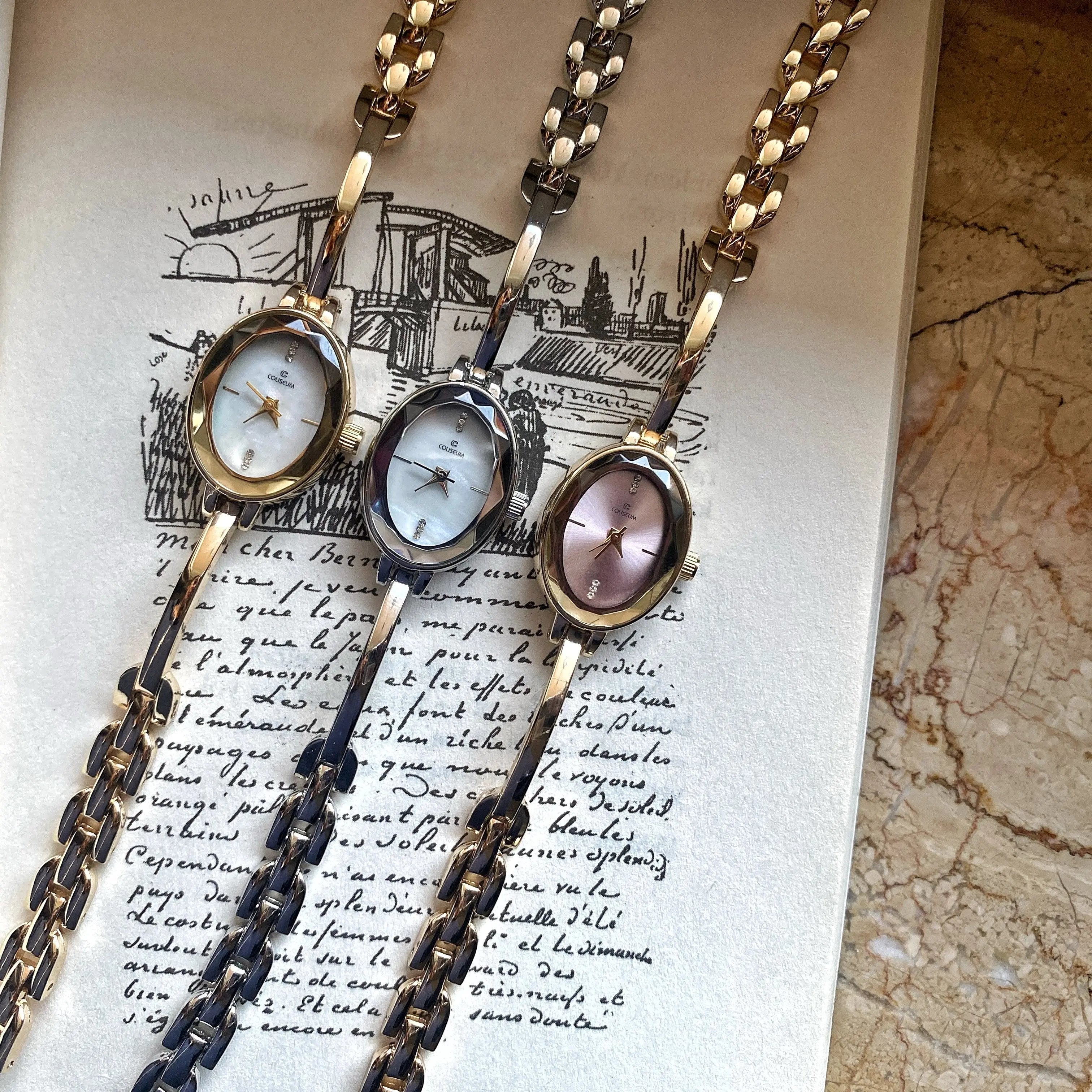 Vintage Oval Tasarım Kelepçe Kordon Saat