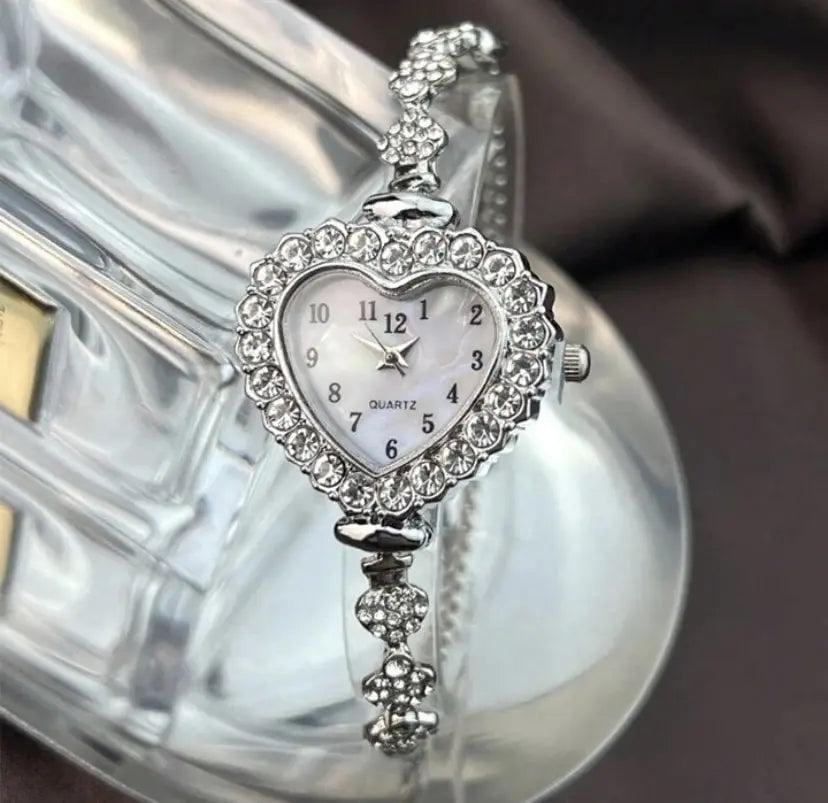Vintage Heart Tasarım Saat