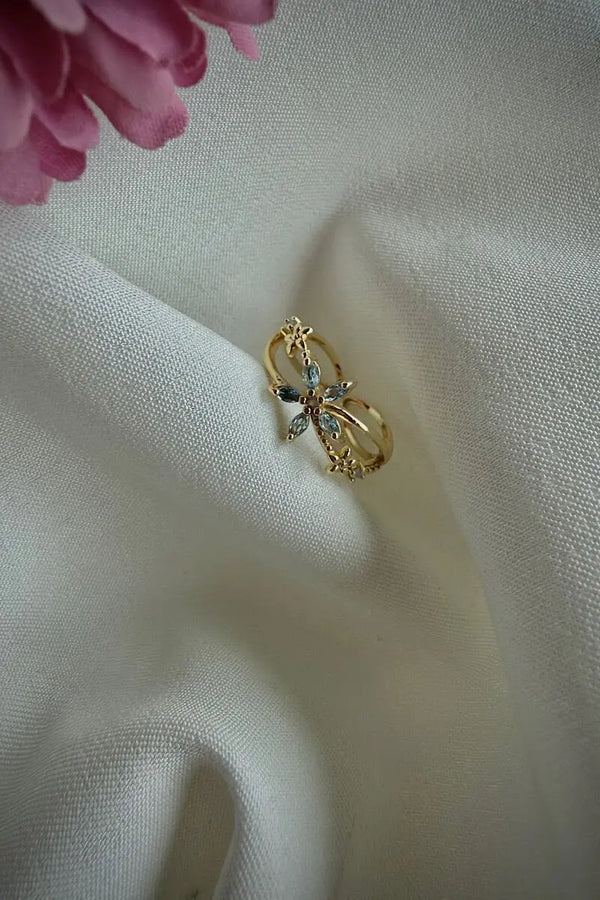 Minimal Çiçek Detaylı Mavi Taşlı Yüzük Vintage Aksesuar