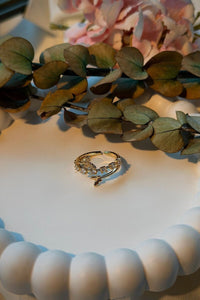 Minimal Kelebek Figürlü Taşlı Vintage Yüzük