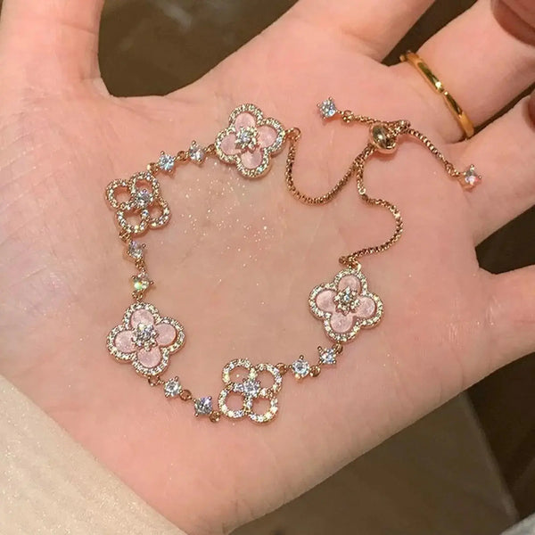 Pembe Yonca Tasarım Bileklik Vintage Aksesuar