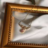 Peri Çiçeği Tasarım Çelik Kolye