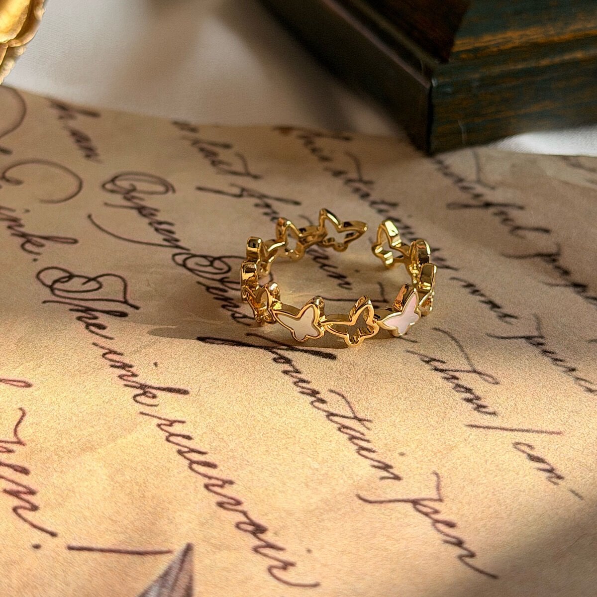 Sedef Taşlı Vintage Kelebek Tasarım Yüzük