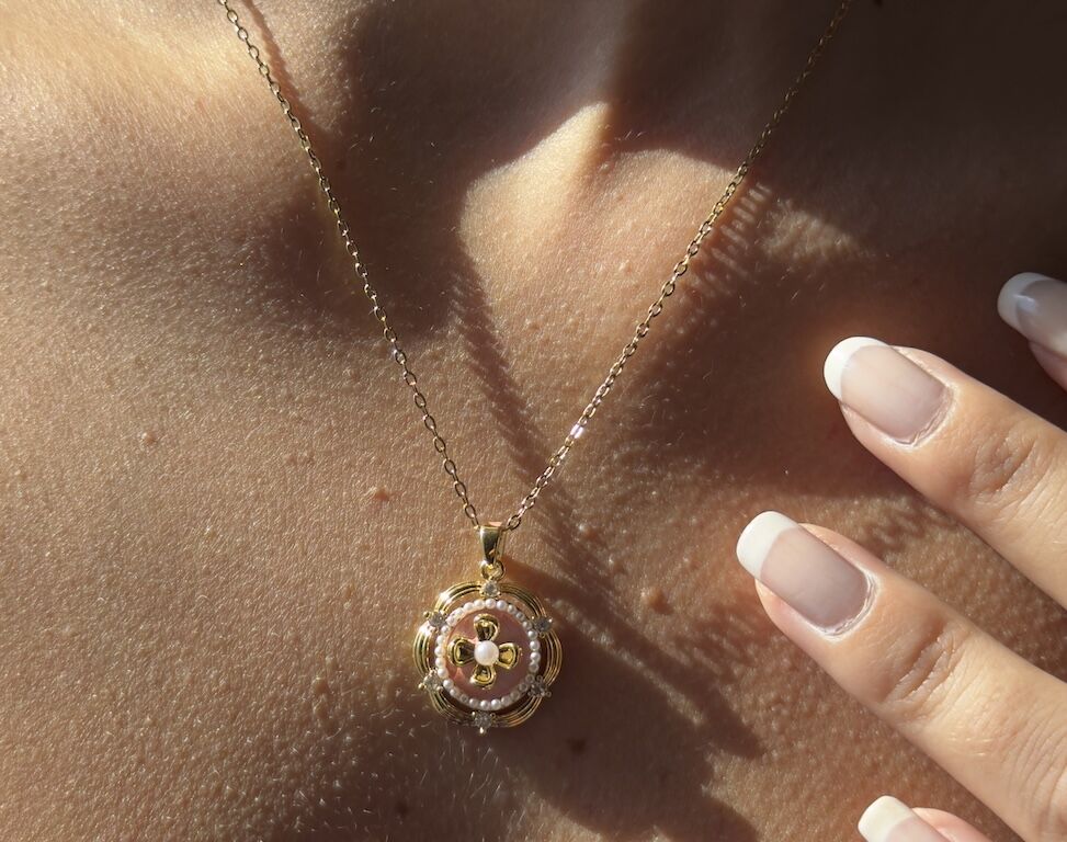 Vintage Pembe Çelik Kolye