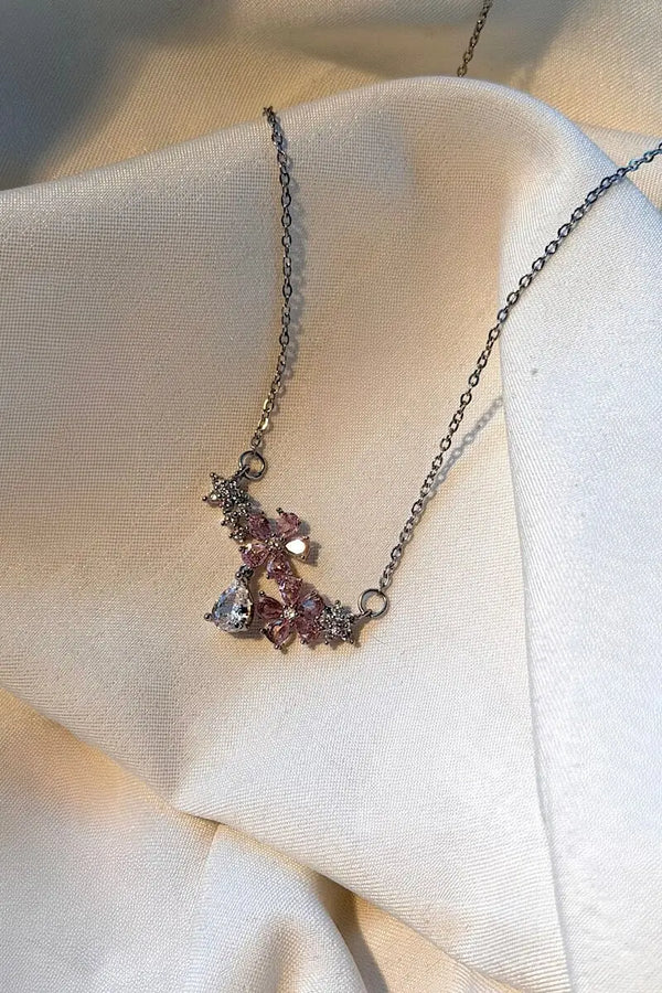 Vintage Pembe Taşlı Çiçek Detaylı Çelik Kolye Vintage Aksesuar