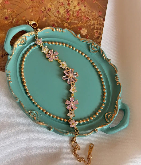 Vintage Sakura Çiçeği Tasarımlı Pembe Taşlı Kadın Bileklik