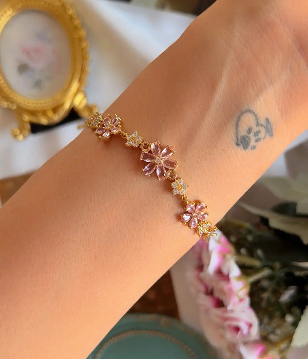 Vintage Sakura Çiçeği Tasarımlı Pembe Taşlı Kadın Bileklik