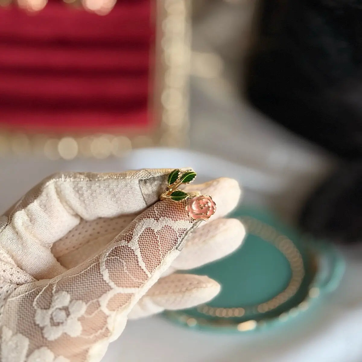 Yeşil Yapraklı Vintage Gül Yüzük Vintage Aksesuar